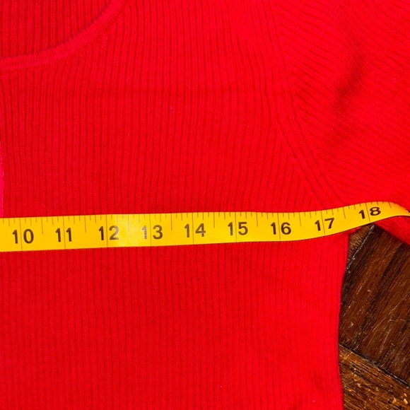 Red Ribbed Long Sleeve Top - Picture 3 of 6